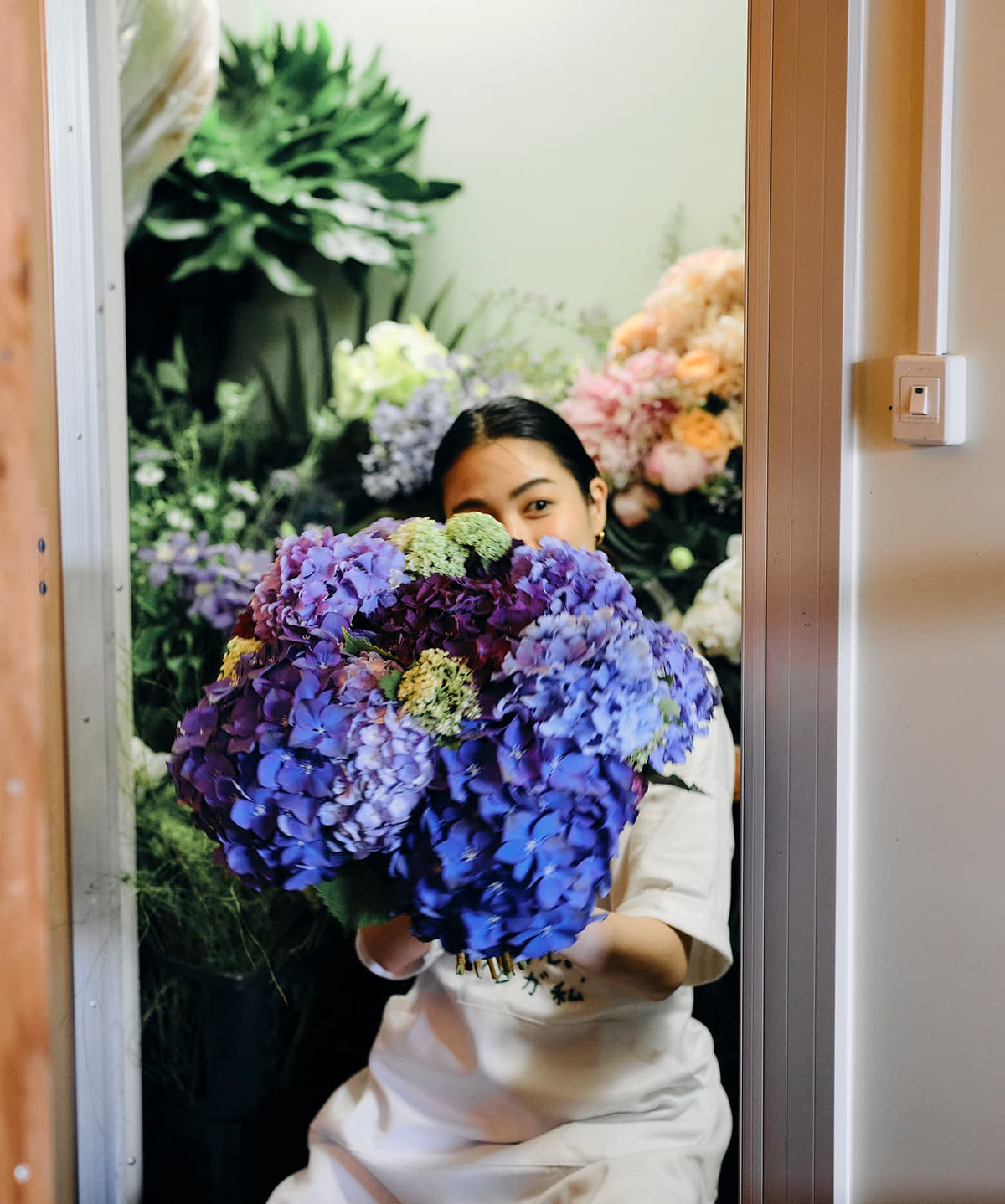 Seasonal Flower Bouquet L
